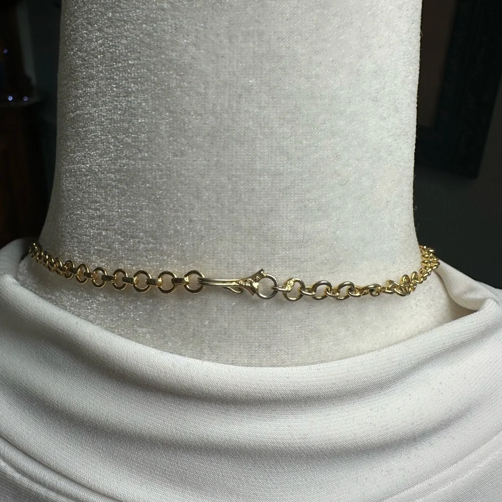 Elegant Vintage Gold tone and Burgundy Stone Necklace